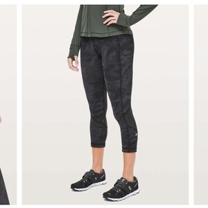Lululemon Pace Rival Crop Gray Camo Crop Legging with Black Mesh Size 6